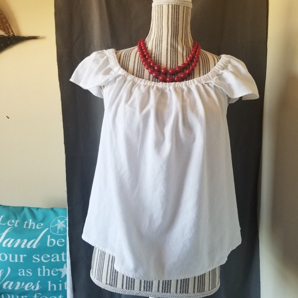 Madewell Tops - 3/$25 Madewell White Scallop Cap Short Sleeves